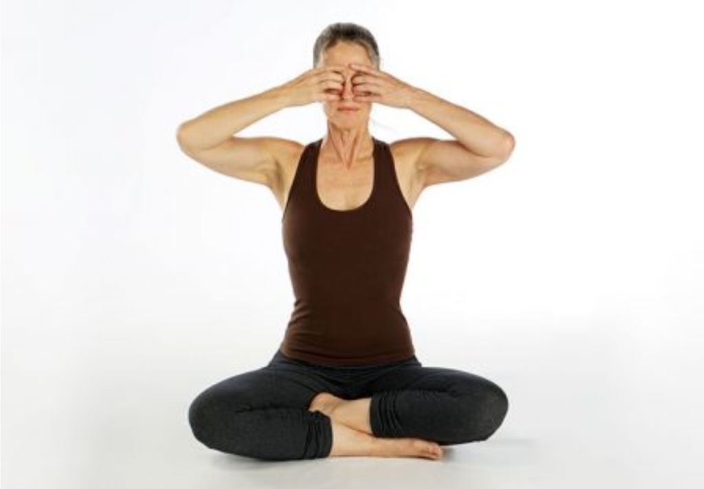 Bhramari : il Respiro della Felicità